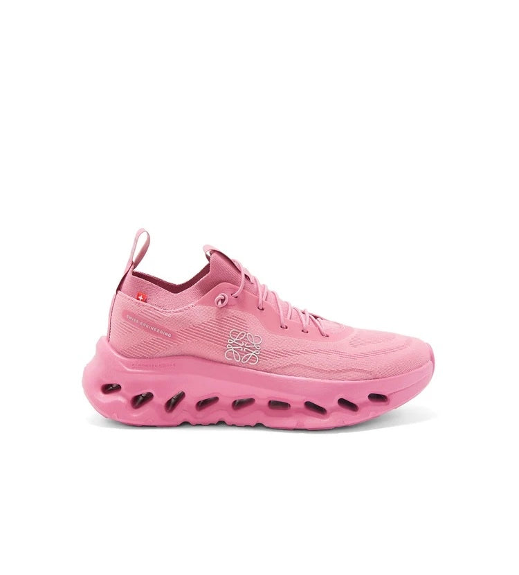 Loewe Cloudtilt sneaker, Loewe x on cloud, Loewe x on cloudtilt sneakers, Loewe on cloud sneaker, on cloud x Loewe sneaker, L