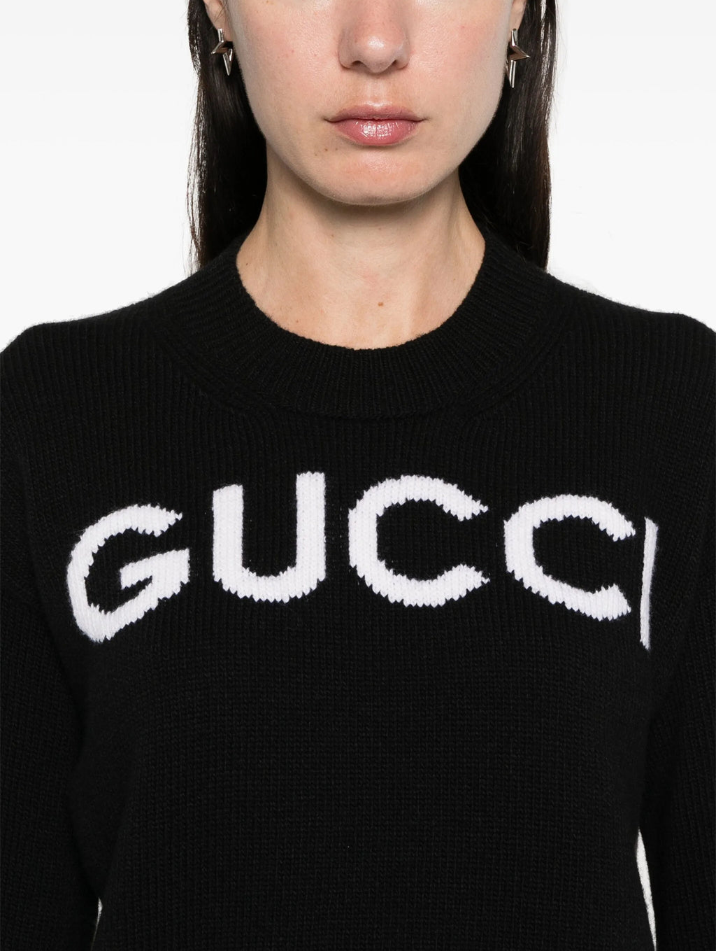 Winniemodo,Winnie modo,Gucci 770072 XKEBC,Gucci intarsia logo wool sweater,Gucci logo sweater,Gucci sweater,Gucci sweater bla