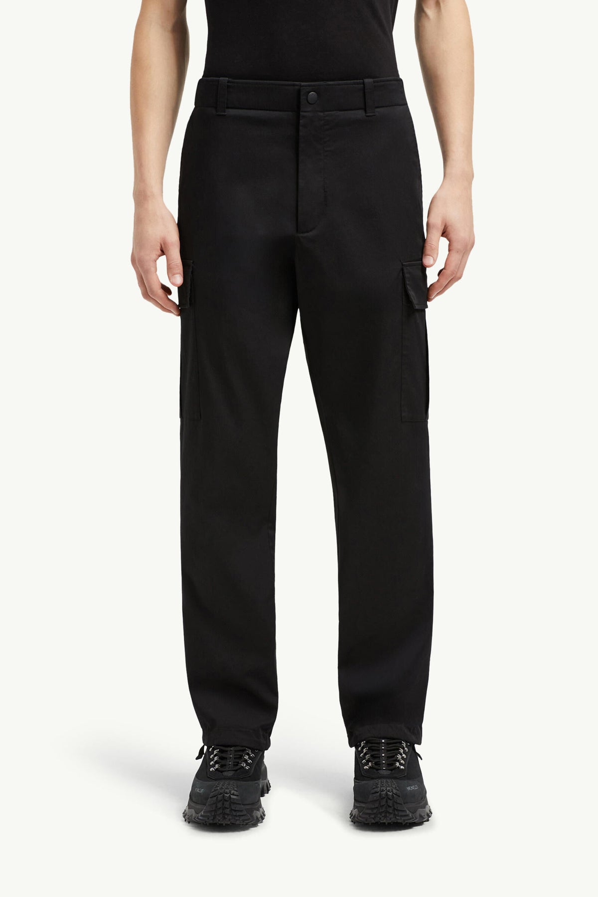 Winniemodo,Winnie modo,Moncler cotton gabardine cargo pants,Moncler pants,Moncler pants sale,Moncler black pants,Moncler blac