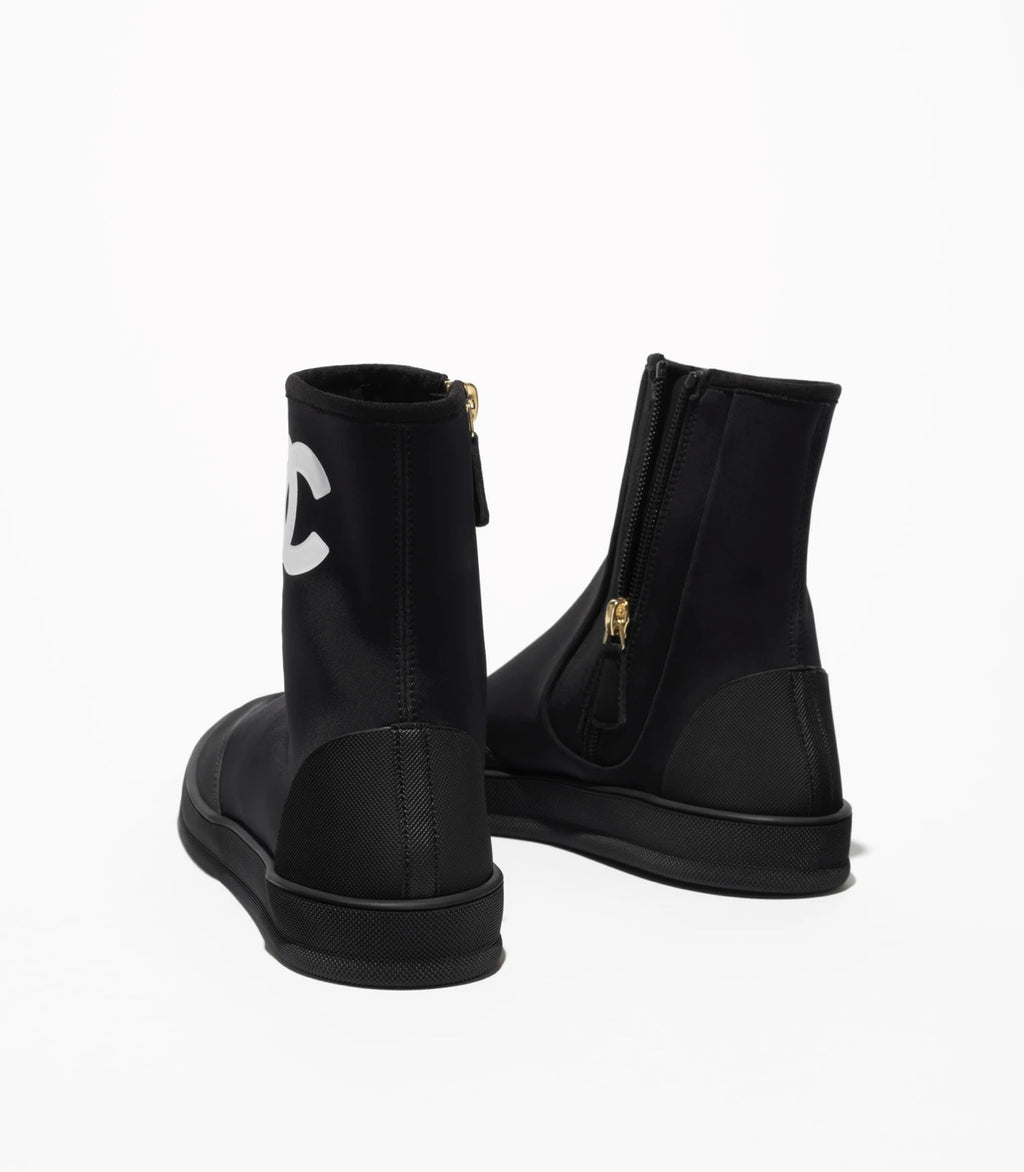 Chanel coco beach short boot
