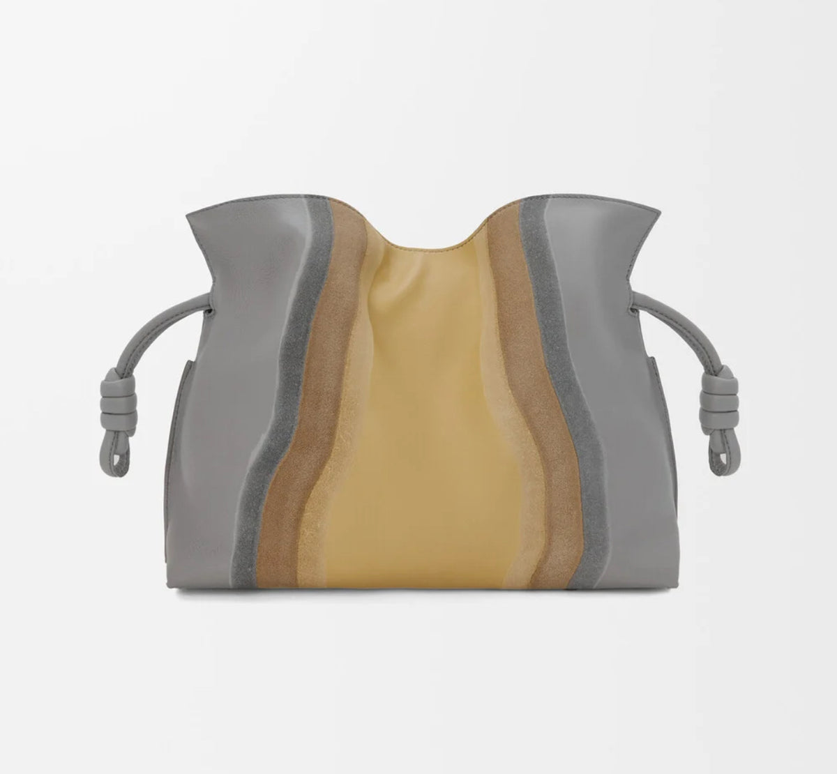 Winniemodo,Winnie modo,Loewe A411FC1XCX,Loewe bag,Loewe bag sale,Loewe flamenco bag,Loewe flamenco medium,Loewe flamenco medi