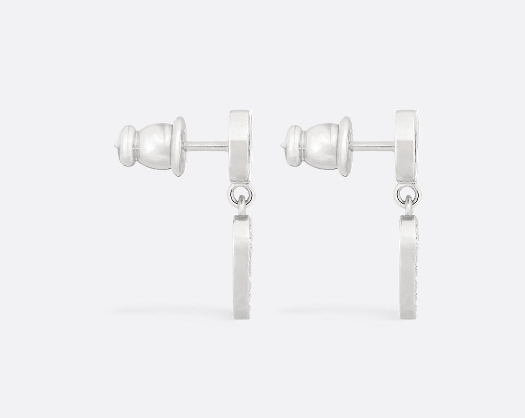 Winniemodo,Winnie modo,Dior clair D lune earrings,Dior cd logo earrings,Dior earrings,Dior earrings sale,Dior earrings hearts