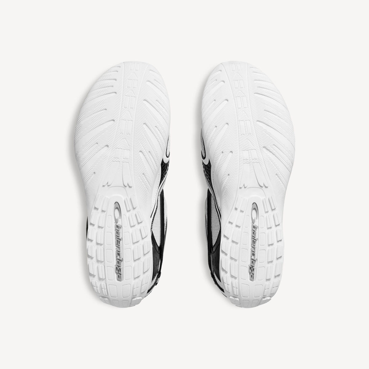 Winniemodo,Winniemodony,Balenciaga 865704,Balenciaga rader sneaker,Balenciaga sneaker,Balenciaga sneaker sale,Balenciaga snea