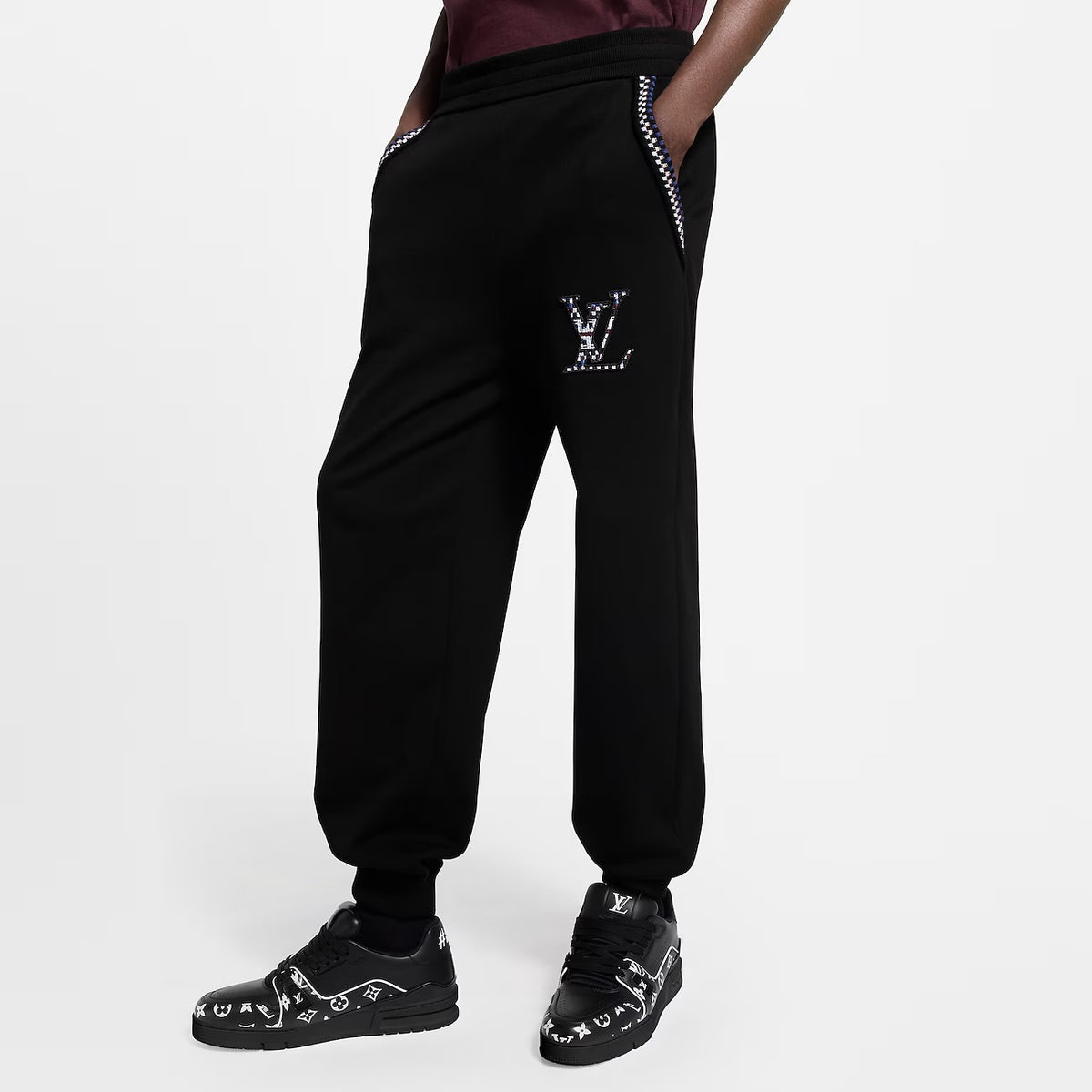 Winniemodo,Winnie modo,Louis Vuitton 1AHVNA,LV 1AHVNA,Louis Vuitton track pants,LV track pants,Louis Vuitton pants,LV pants,L