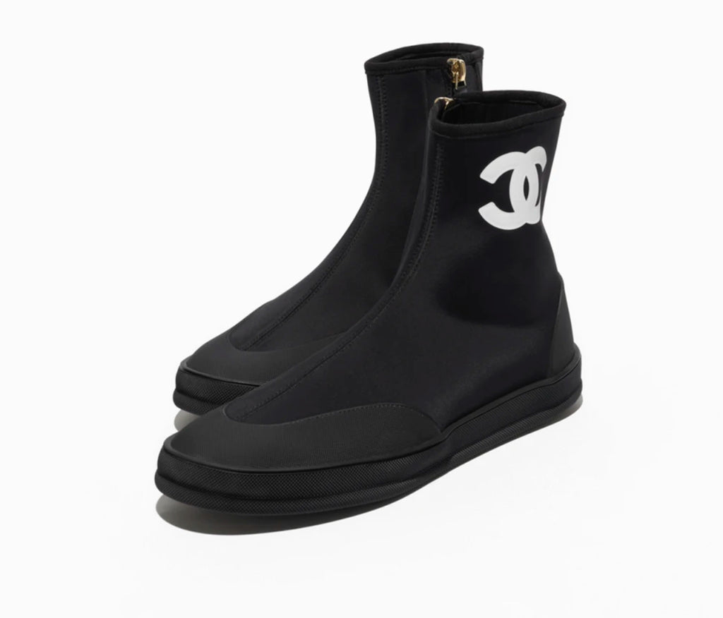 Winniemodo,Winniemodony,Chanel G47141,Chanel short boot,Chanel beach boot,Chanel coco boot,Chanel short boots sale,Chanel boo