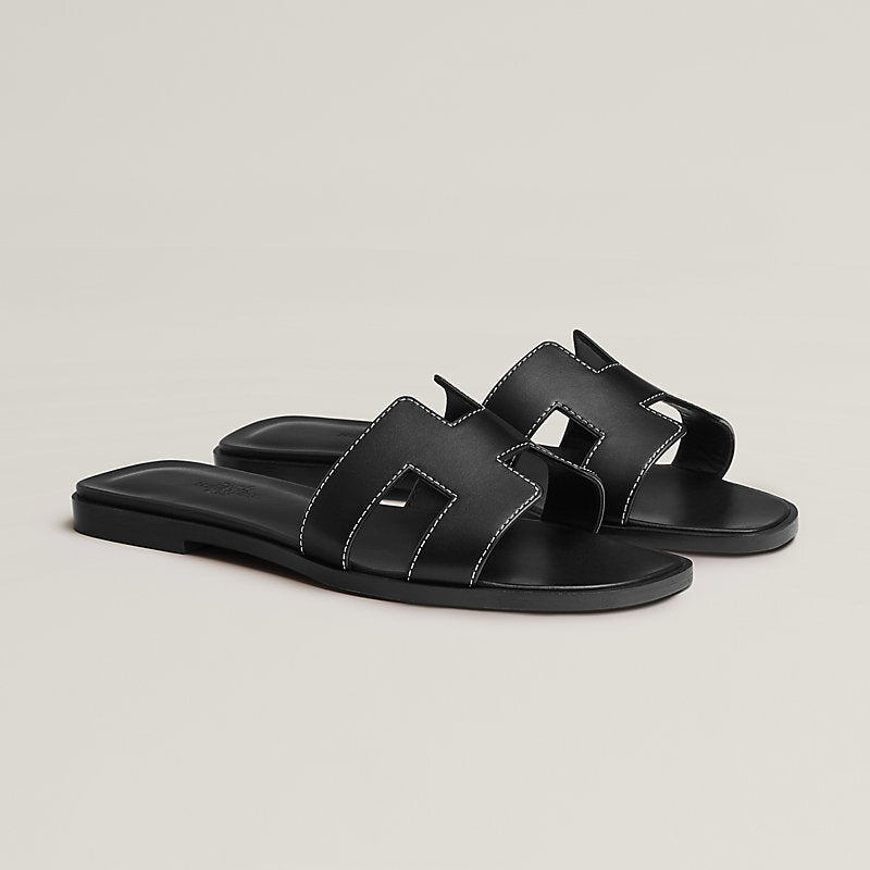 Winniemodo,Winnie modo,Hermes SM021056Z,Hermes Oran sandal,Hermes Oran noir,Hermes sandals women,Hermes sandals sale,Hermes s