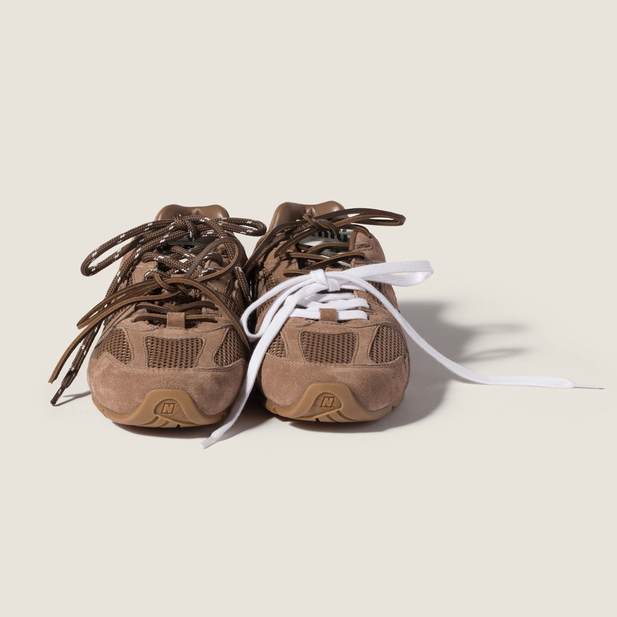 Winniemodo,Winniemodony,MIU MIU x NB,MIU MIU 5E165E,MIU MIU x New balance sneaker,NB x Miu Miu sneaker sale,NB x Miu Miu 530