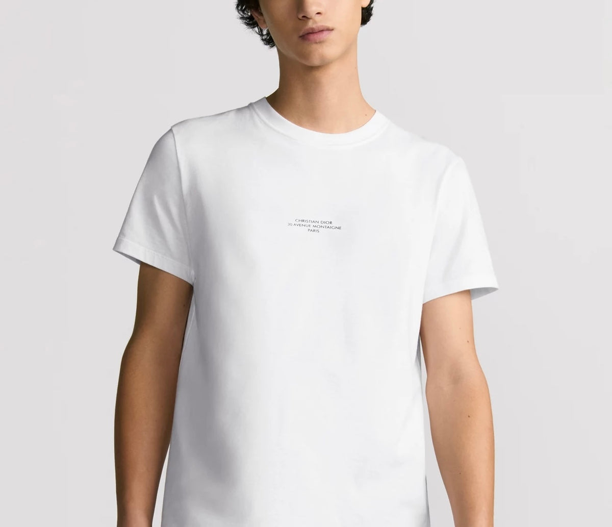 Dior 593J668D3018,Winniemodo,Winnie modo,Dior Montaigne T-shirt,Dior white T-shirt,Dior white tee,Dior T-Shirt,Dior tee,Dior