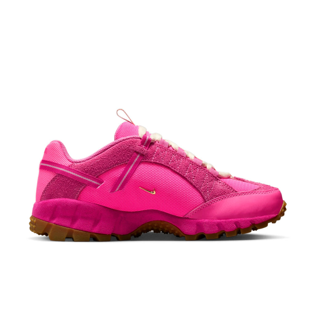 Winniemodo,Winnie modo,Nike Air Humara x Jaquemus Sneaker,Nike Air Humara x Jaquemus pink,Air Humana x Jacquemus pink,Jacquem