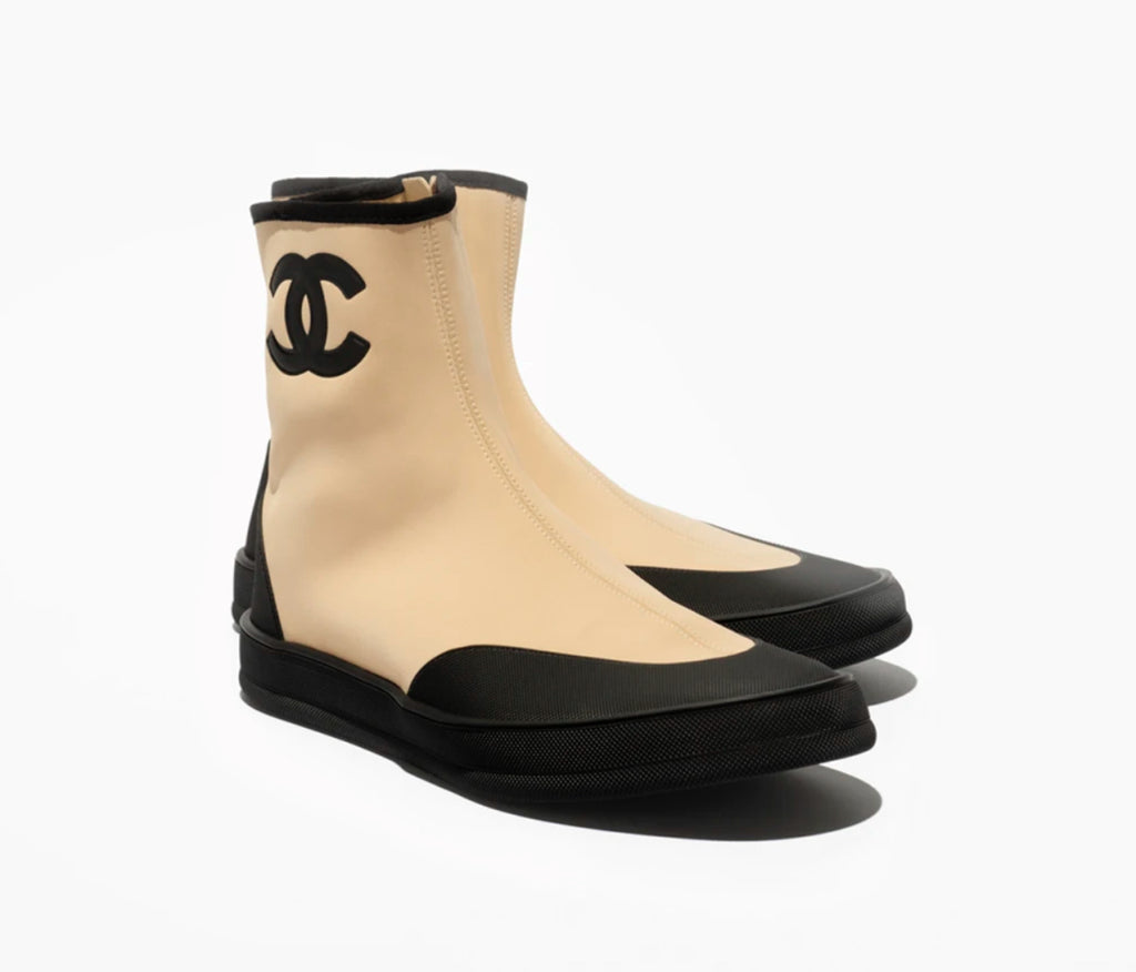 Winniemodo,Winniemodony,Chanel G47141,Chanel short boot,Chanel beach boot,Chanel coco boot,Chanel short boots sale,Chanel boo