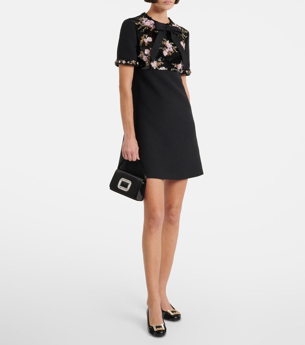 Winniemodo,Winniemodony,Roger Vivier pumps,Roger Vivier heels crystal buckle,Roger Vivier heels sale,RV heels black sale,Roge