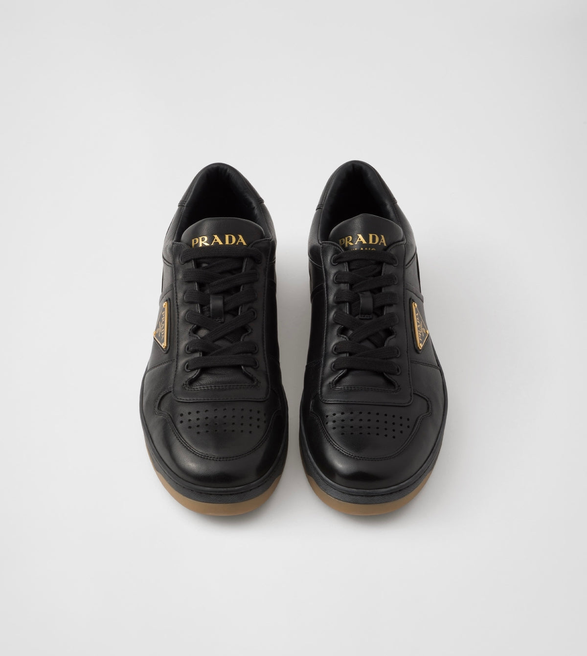 Winniemodo,Winnie modo,Prada 2EE364,Prada downtown sneakers,Prada sneaker,Prada sneaker sale,Prada sneaker black,Prada sneake
