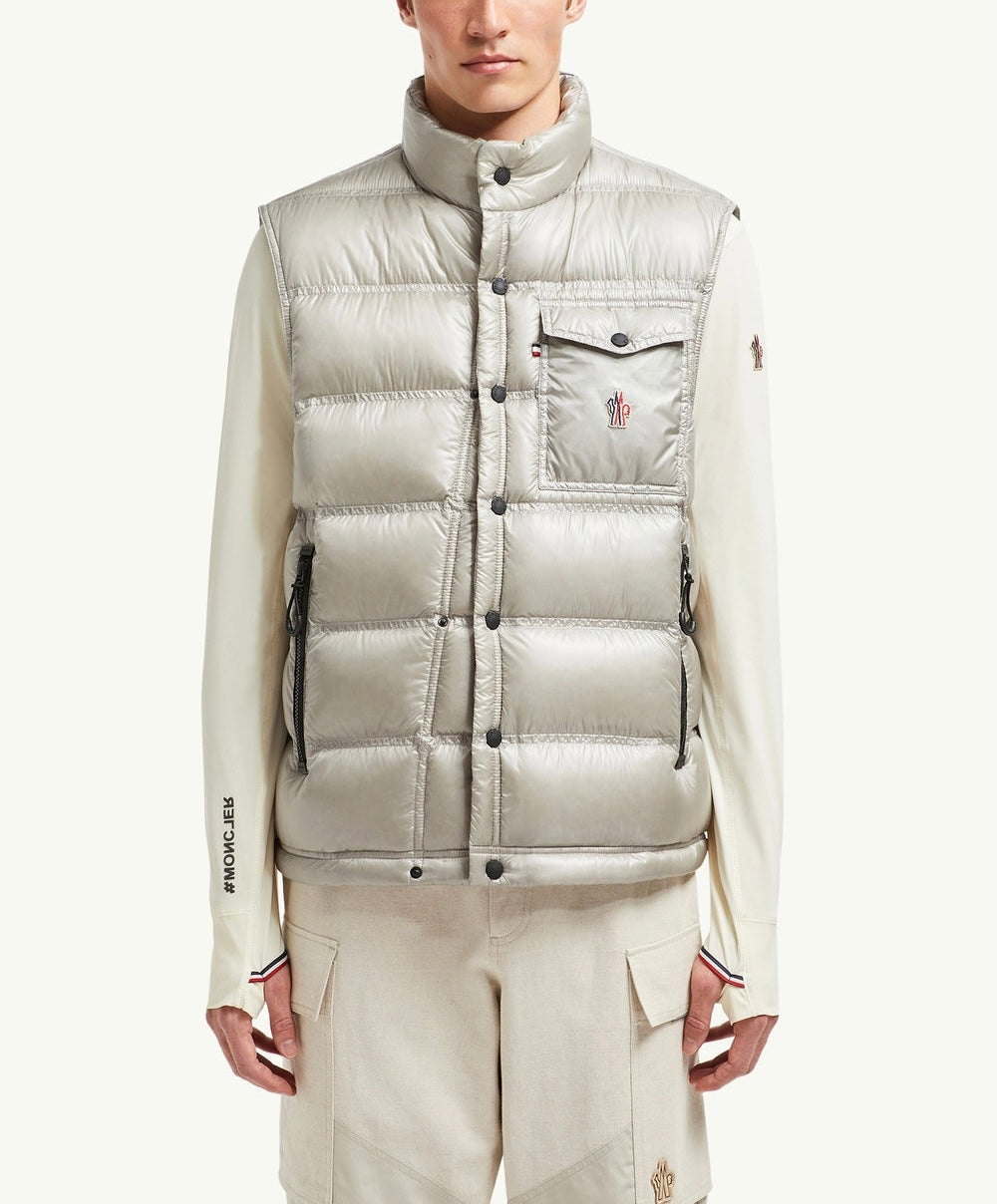 Winniemodo,Winnie modo,Moncler K10971A00021597X6,Moncler Nantu Men’s down vest,Moncler down vest,Moncler down vest sale,Moncl