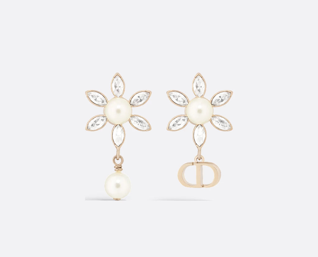 Dior bloom in Dior earrings,Dior bloom earrings,Dior flower earrings,Dior flower earrings,Dior asymmetric earrings,Dior cryst