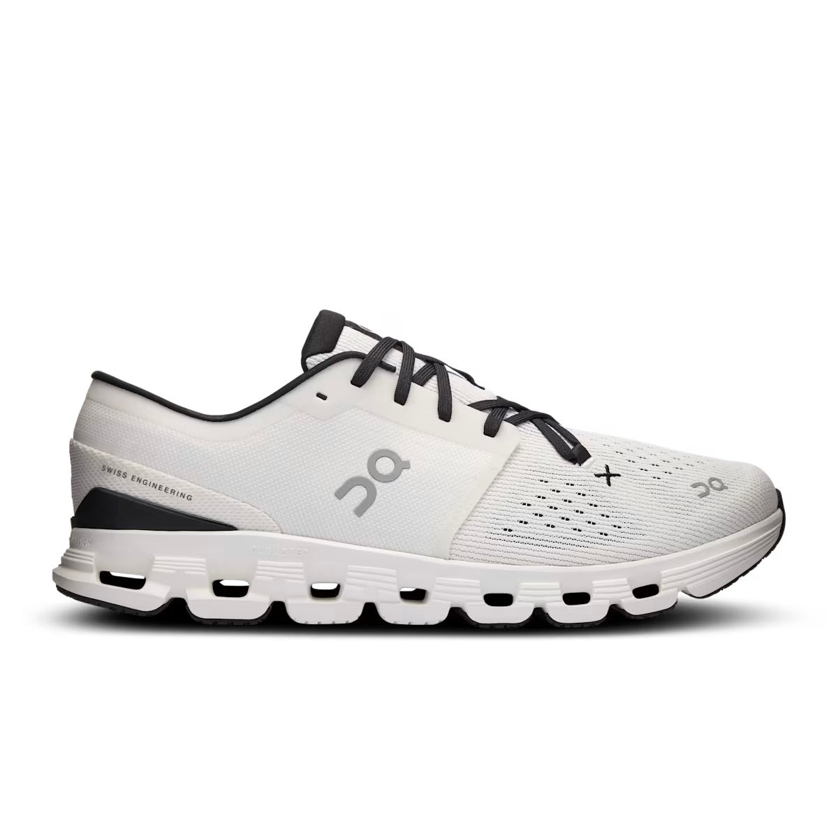 Winniemodo,Winnie modo,On Cloud X 4 Sneaker,On Cloud X 4 running shoes,On cloud x 4 white,On cloud X 4 sale,On cloud x 4 mens