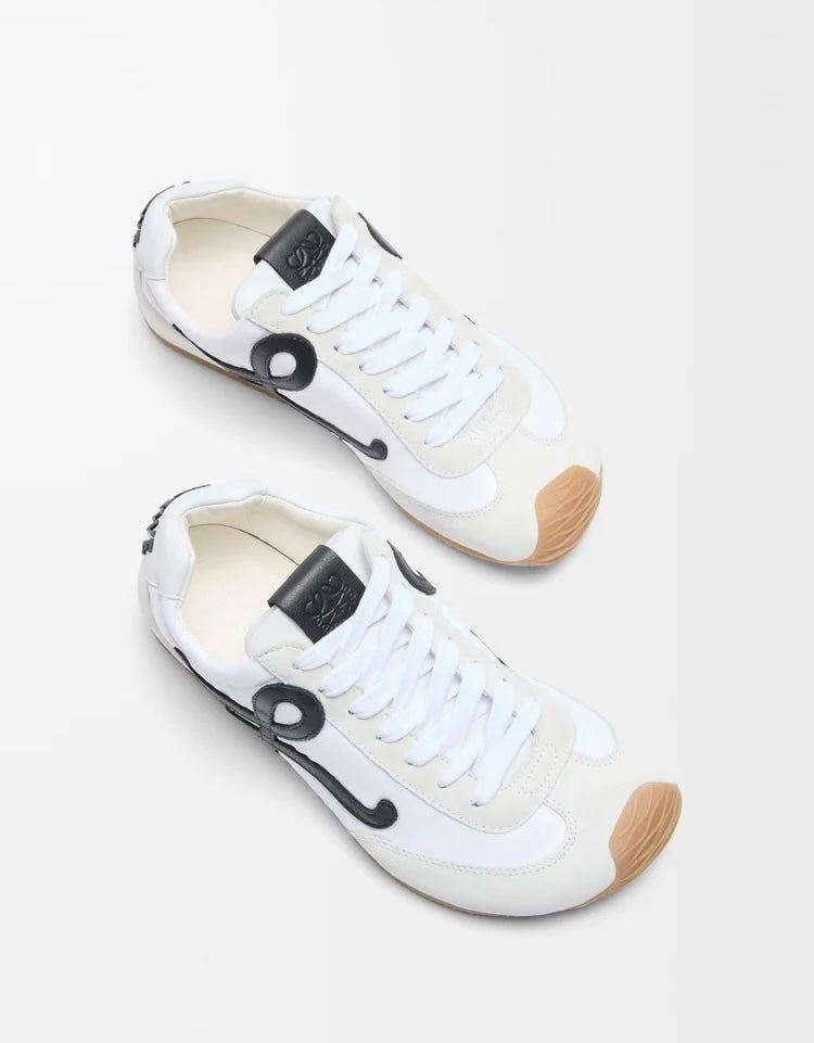 Winniemodo,Winnie modo,Loewe ballet runner 2.0,Loewe ballet sneaker,Loewe sneaker,Loewe sneaker sale,Loewe sneaker white,Loew