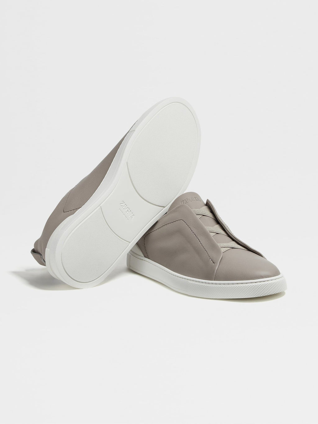 Winniemodo,Winniemodony,Zegna S52072,Zegna triple stitch grey,Zegan triple stitch grey sale,Zegna sneaker mens outlet,Zegna s