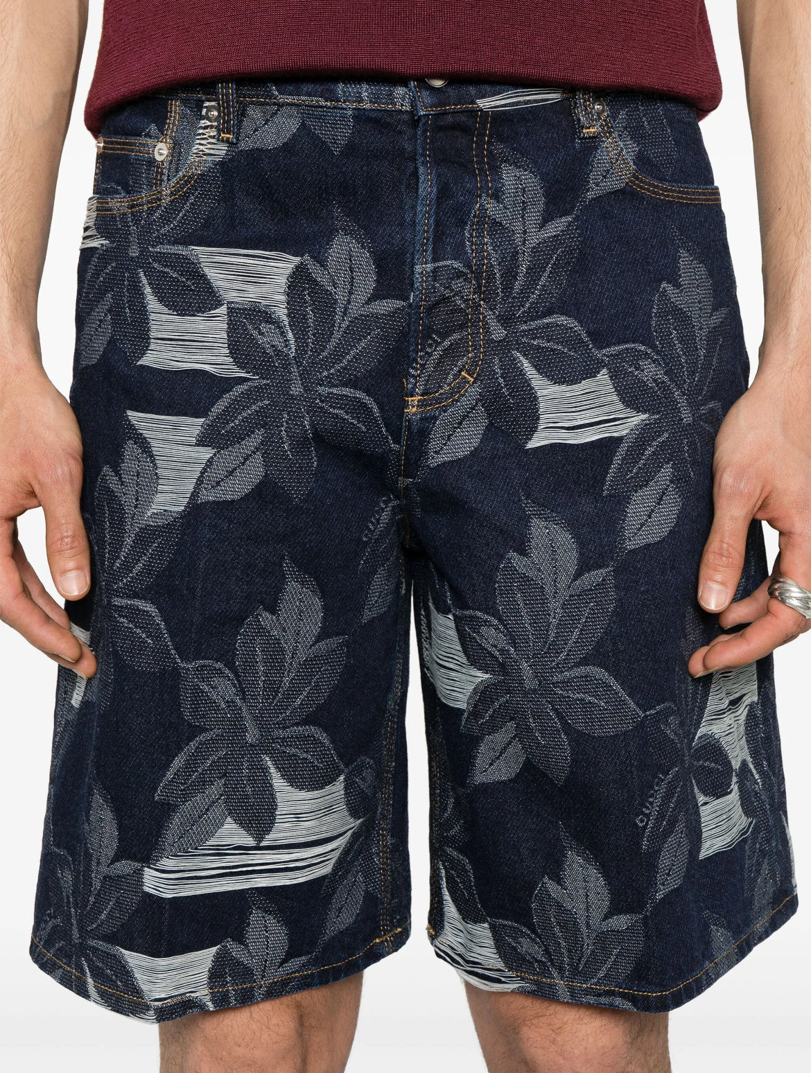 Gucci 824222XDC9T,Gucci denim shorts,Gucci butterfly denim shorts,Gucci denim mens shorts,Gucci butterfly mens shorts,Gucci m