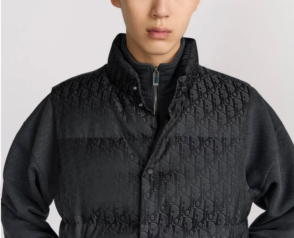 Winniemodo,Winniemodony,Dior 513C415B3093,Dior oblique down vest,Dior monogram down vest,Dior down vest black,Dior down vest