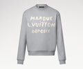 Winniemodo,Winnie modo,Louis Vuitton 1AIKCO,LV 1AIKCO,Louis Vuitton embroidered signature sweatshirt,LV sweater,LV sweater sa
