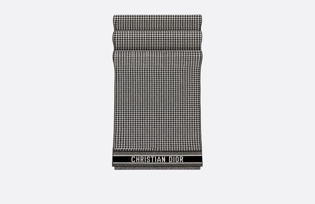 Dior 30 Montaigne scarf,Dior 02MON310I001,dior scarf authentic,dior scarf outlet,Dior oblique shawl,dior scarf onsale,dior sc