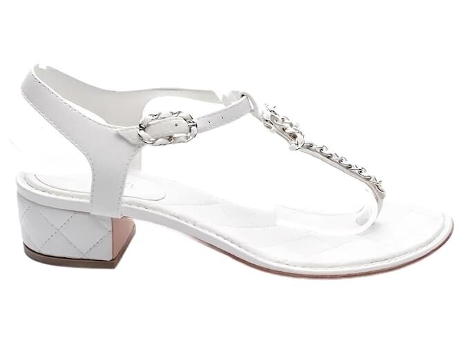 Winniemodo,Winniemodony,Chanel G31463,Chanel CC Chain Thong Sandals white,Chanel Thong Sandals sale,Chanel Thong Sandals chun
