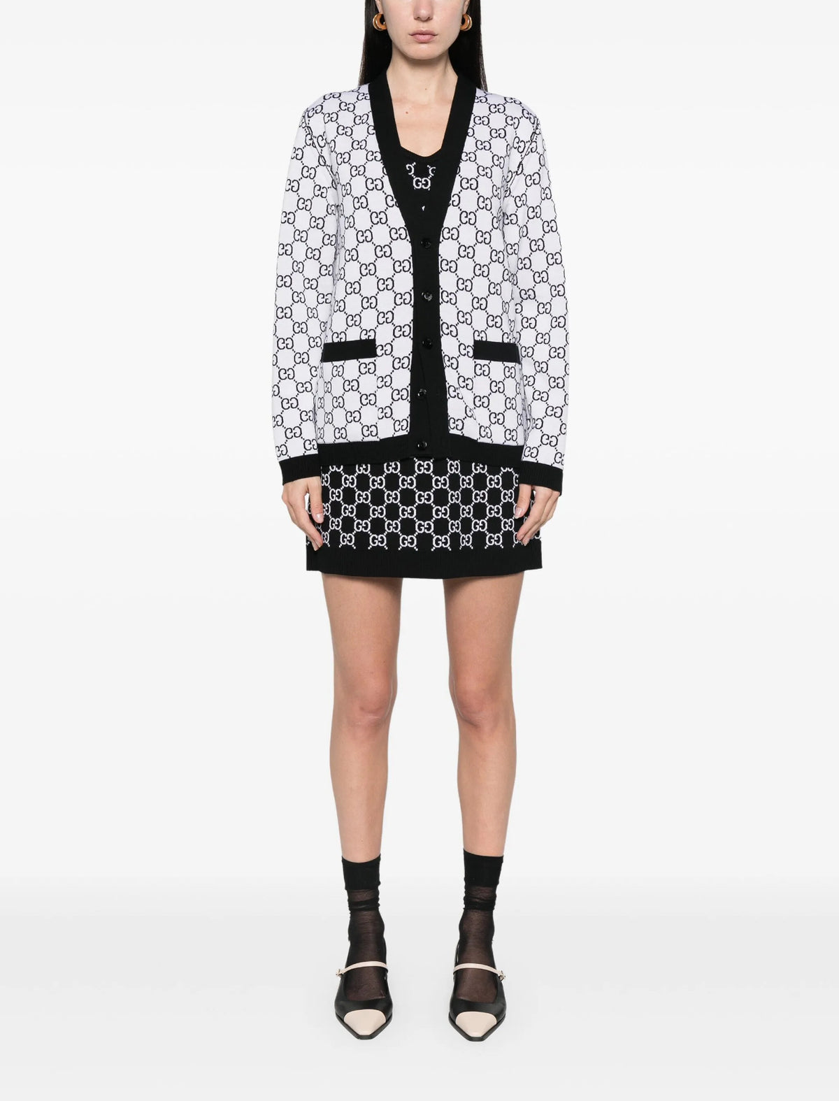 Winniemodo,Winnie modo,Gucci 798157,Gucci GG jacquard reversible cardigan,Gucci cardigan,Gucci cardigan sale,Gucci monogram c