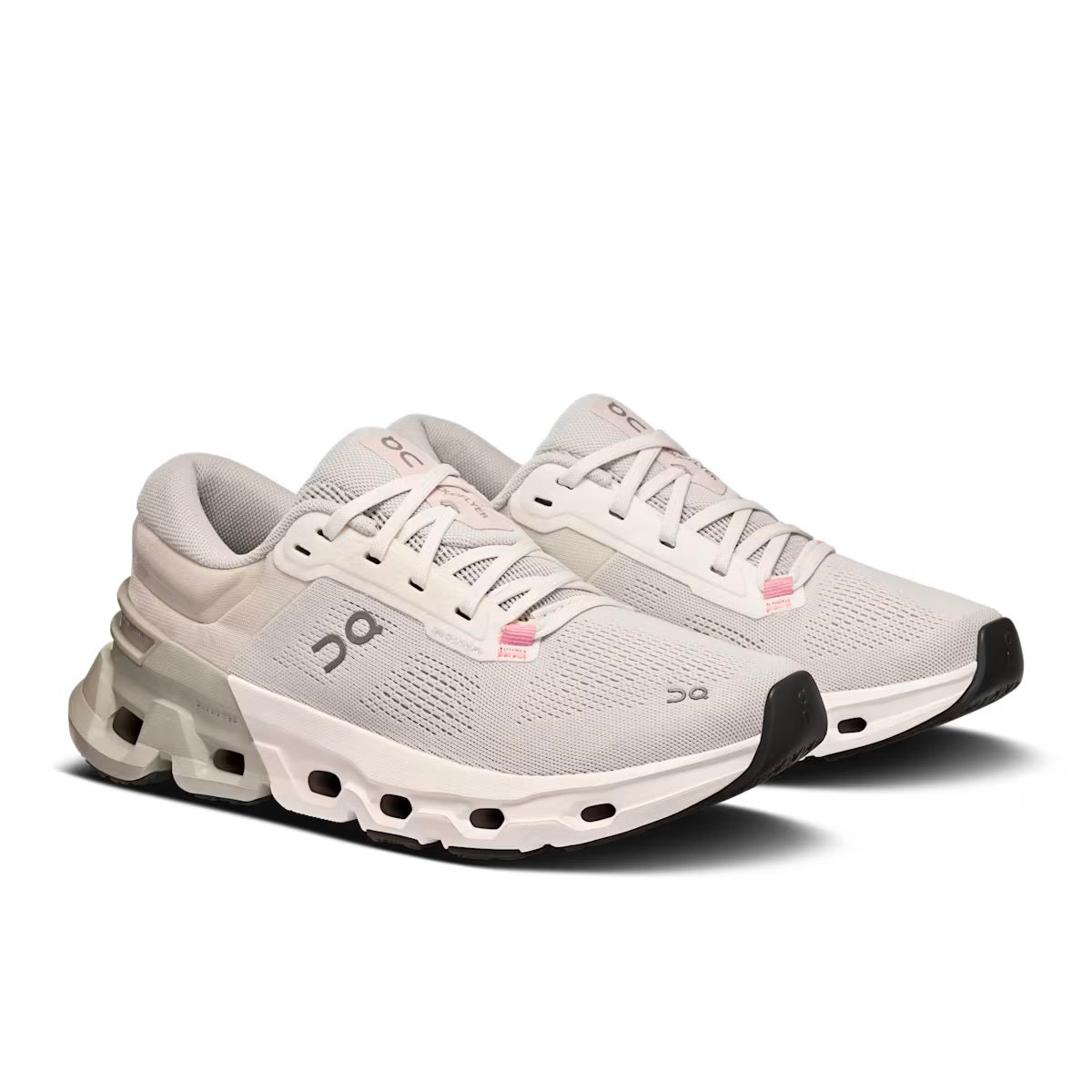 Winniemodo,Winnie modo,On Cloudflyer 5 sneaker,On Cloudflyer 5,On Cloudflyer 5 white,On cloud sneaker,On cloud sneaker sale,O