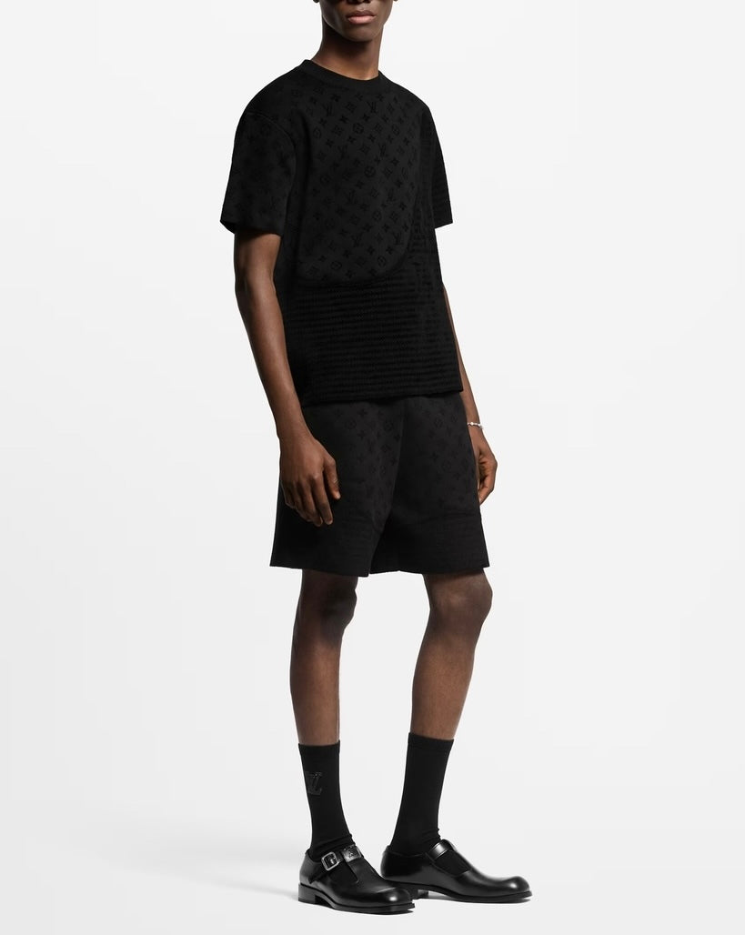 Louis Vuitton 1AHC59,Lv 1AHC59,Louis Vuitton graphic shorts,Louis Vuitton black monogram shorts,LV black monogram mens shorts