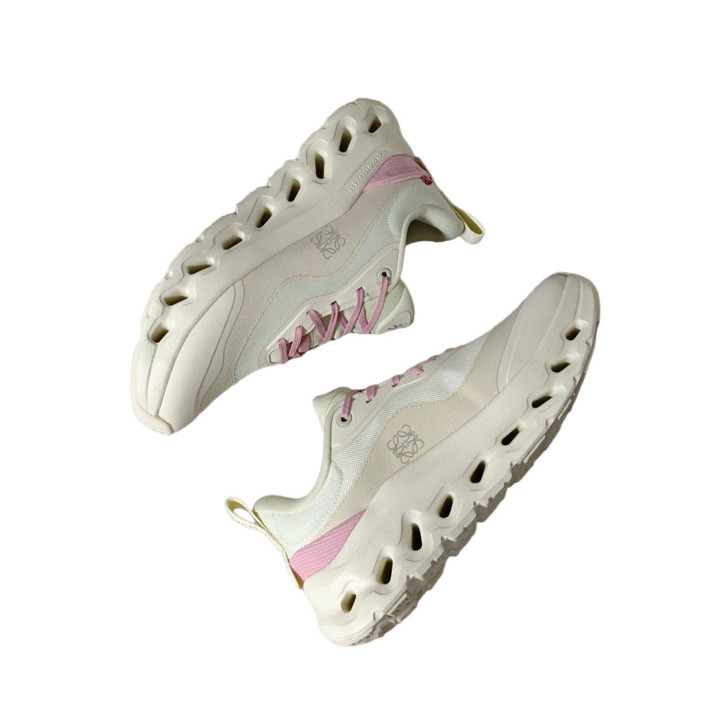 Loewe Cloudtilt 2 sneaker,Loewe x on cloudtilt white pink,Loewe cloudtilt 2,Cloudtilt 2 x Loewe sneaker,Loewe cloudtilt sneak