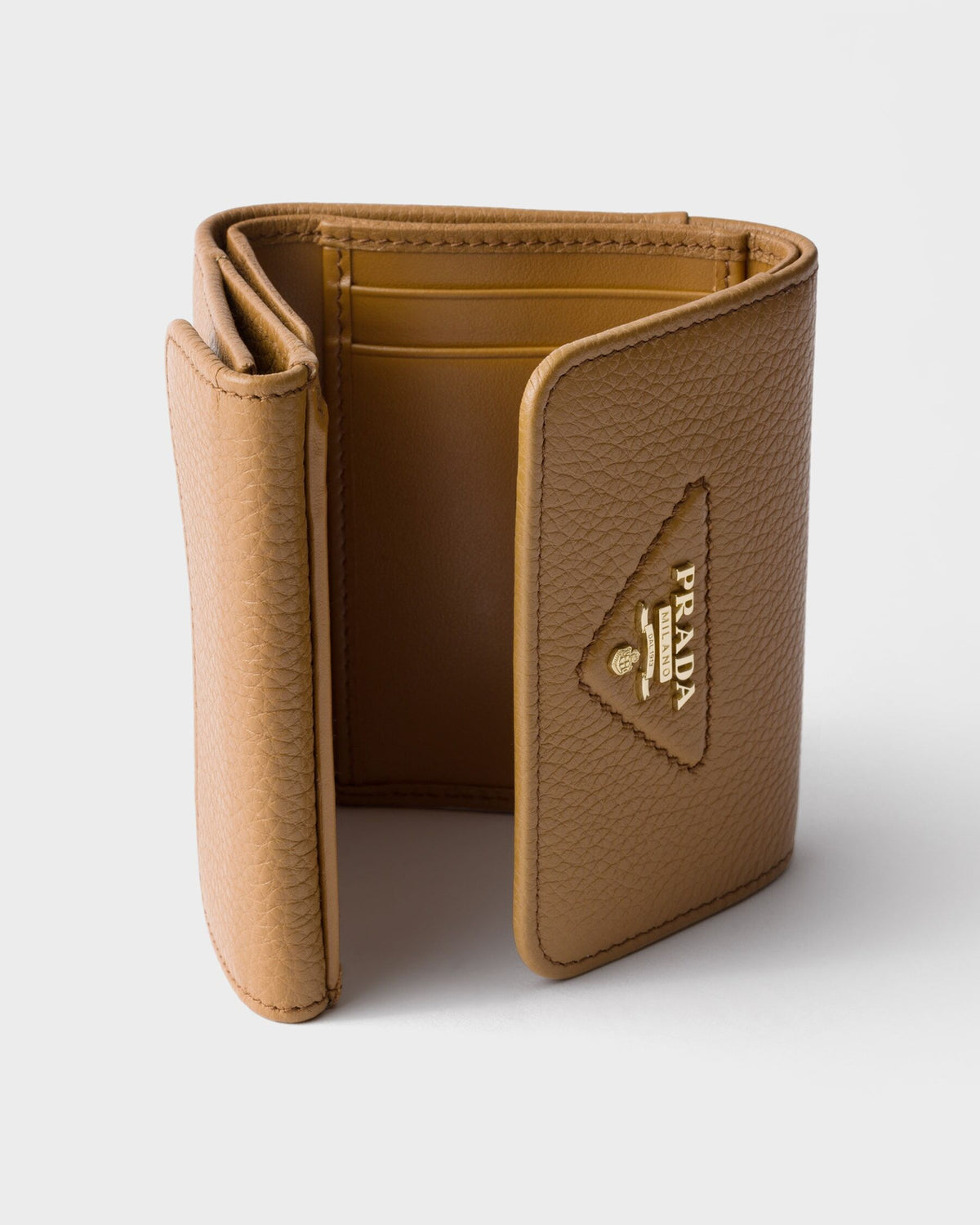 Winniemodo,Winniemodony,Prada 1MH043,Prada small leather wallet sale,Prada wallet women sale,Prada wallet outlet,Prada wallet