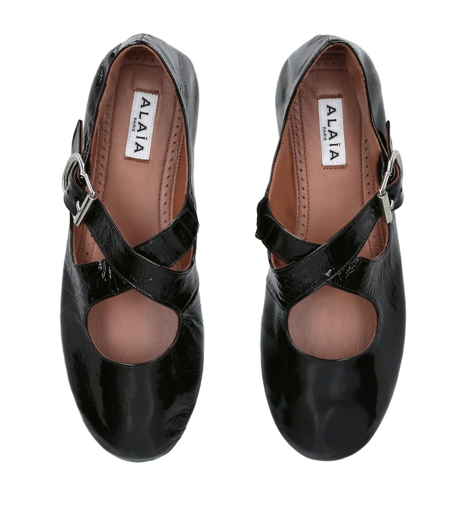 Winniemodo,Winniemodony,Alaia cross ballet,Alaia ballet shoes,Alaia shoes,Alaia shoes sale,Alaia flats sale,Alaia flats outle