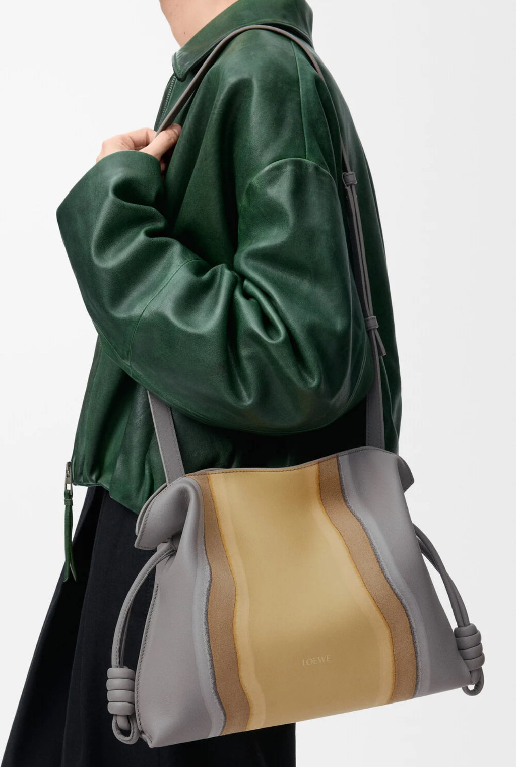 Winniemodo,Winnie modo,Loewe A411FC1XCX,Loewe bag,Loewe bag sale,Loewe flamenco bag,Loewe flamenco medium,Loewe flamenco medi