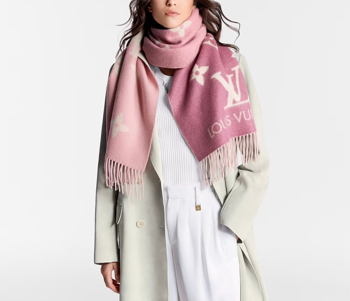 Winniemodo,Winniemodony,Louis Vuitton M77375,LV M77375,Louis Vuitton Reykjavik scarf pink,LV Reykjavik scarf sale,Louis Vuitt