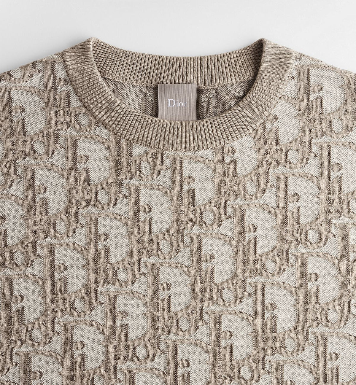 Winniemodo,Winniemodony,Dior 693M619A7040,Dior T-shirt sale,Dior T-shirt 2026,Dior T-shirt monogram,designer fashion,discount