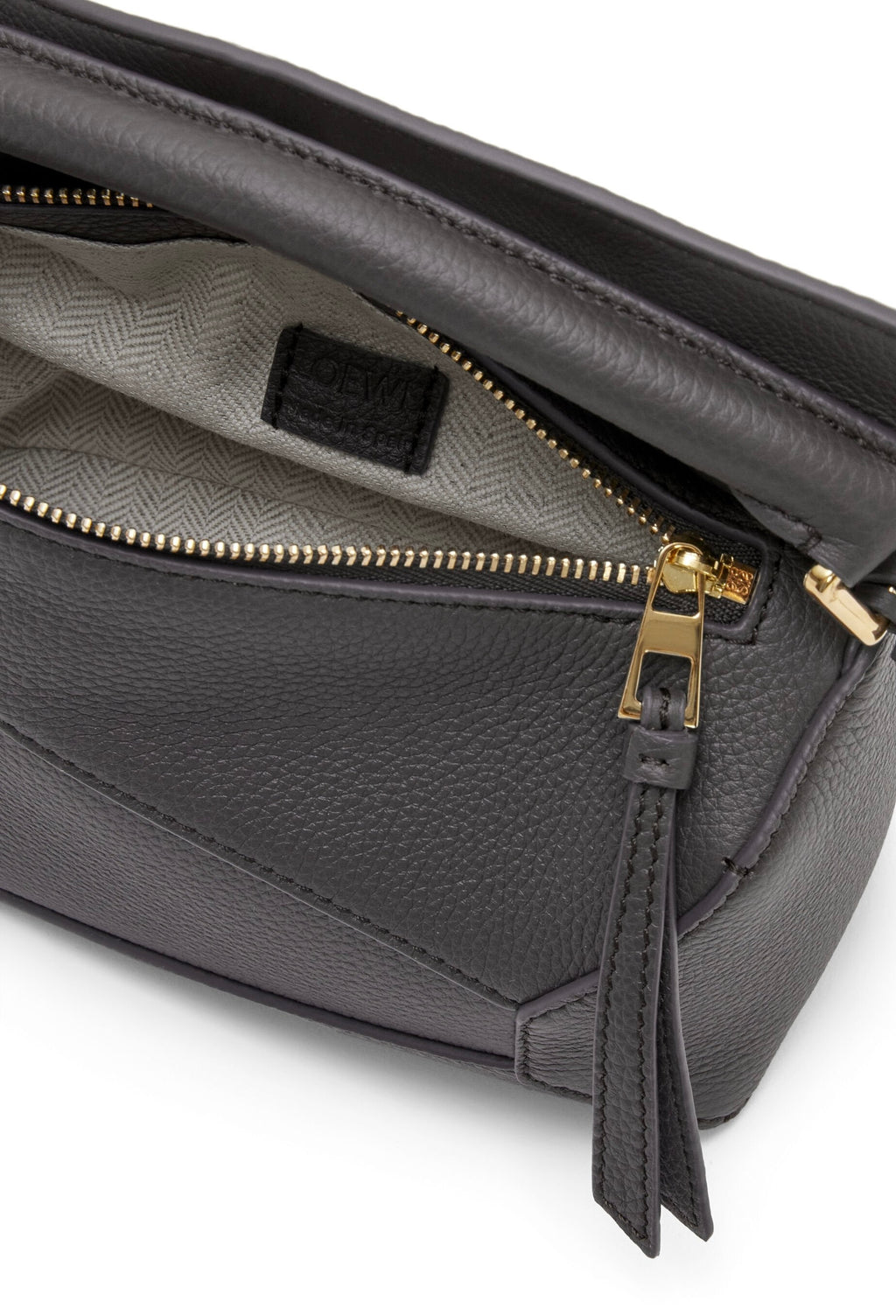 Loewe mini puzzle bag in soft grained calfskin,loewe on sale,loewe Loewe Bag online shop,loewe outlet,loewe women's bag,loewe