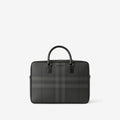 Winniemodo,Winniemodony,Burberry Ainsworth briefcase,Burberry check briefcase,Burberry briefcase,Burberry briefcase sale,Burb