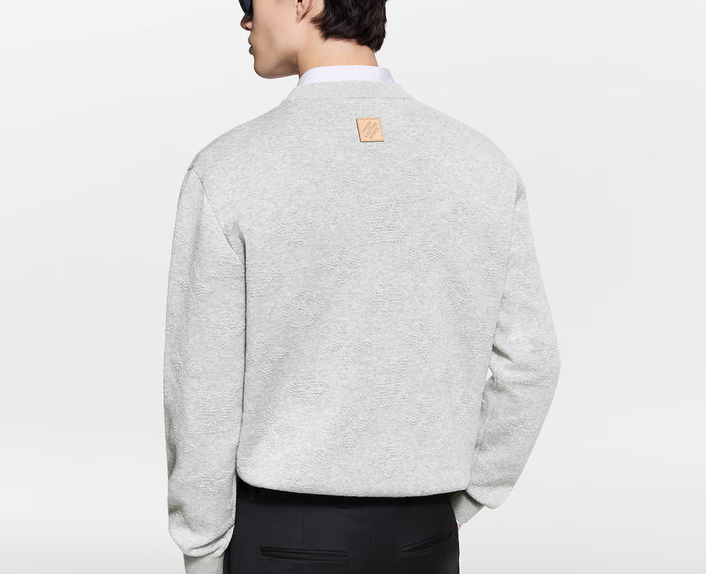Winniemodo,Winnie modo,Louis Vuitton 1AIWG5,LV 1AIWG5,Louis Vuitton monogram pullover,LV monogram pullover,Louis Vuitton swea