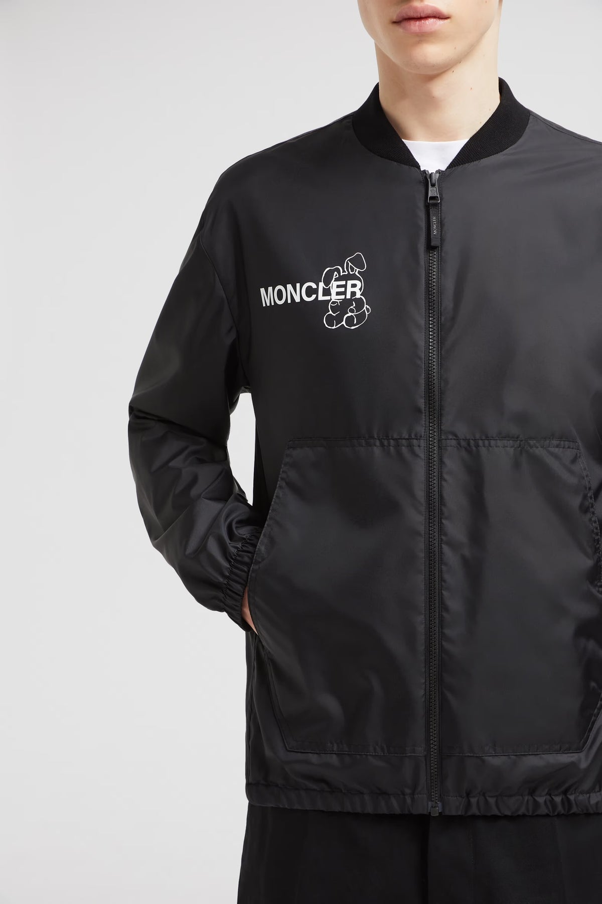 Moncler K109U1A00009M5238,Moncler x FRGMET jacket,Moncler x FRGMET bomber jacket,Moncler x FRGMET jacket,Moncler jacket black