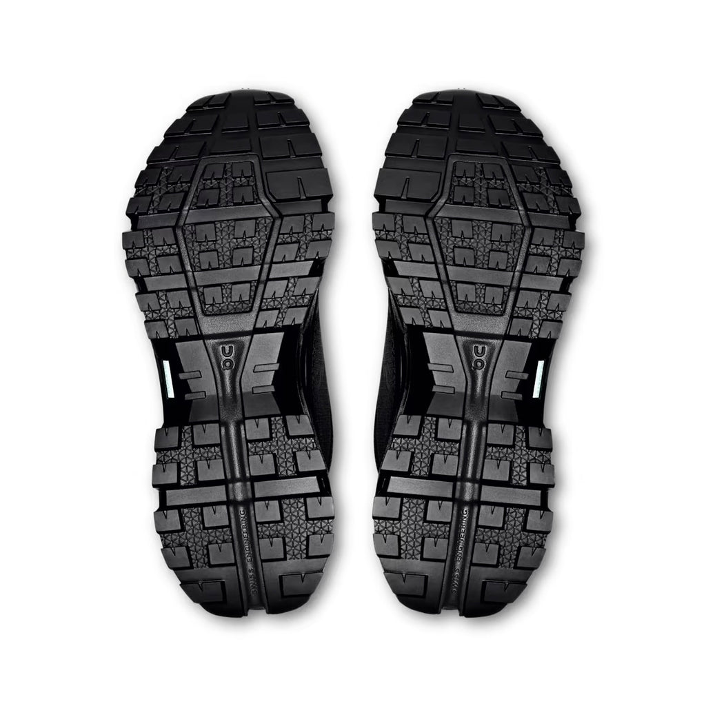 Winniemodo,Winnie modo,On Cloudrock Low Waterproof sneaker,On cloudrock,On cloudrock, waterproof,On cloudrock would black,On