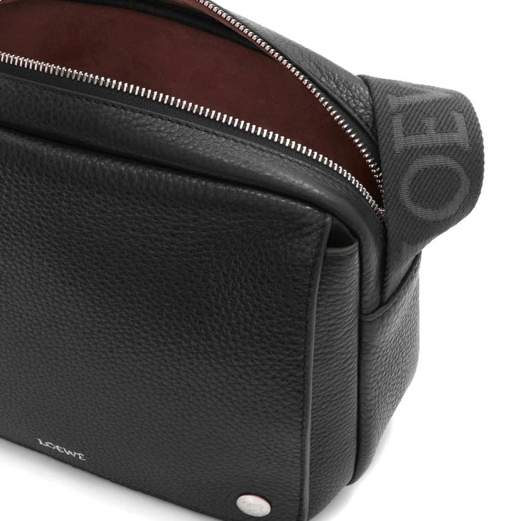 Loewe IDBANBA73X01,Loewe Medium Pebble messenger bag in supple calfskin,Loewe medium messenger bag,Loewe crossbody bag,Loewe