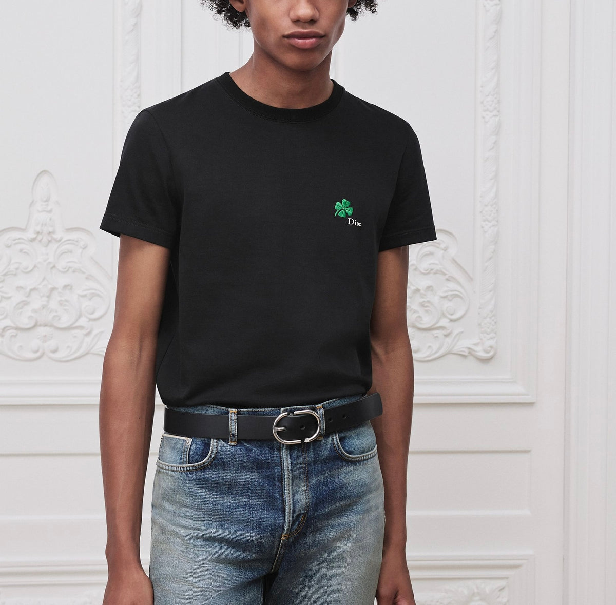 Winniemodo,Winniemodony,Dior 683J614A3036,Dior clover T-shirt sale,Dior T-shirt 2026,Dior T-shirt white,designer fashion,disc