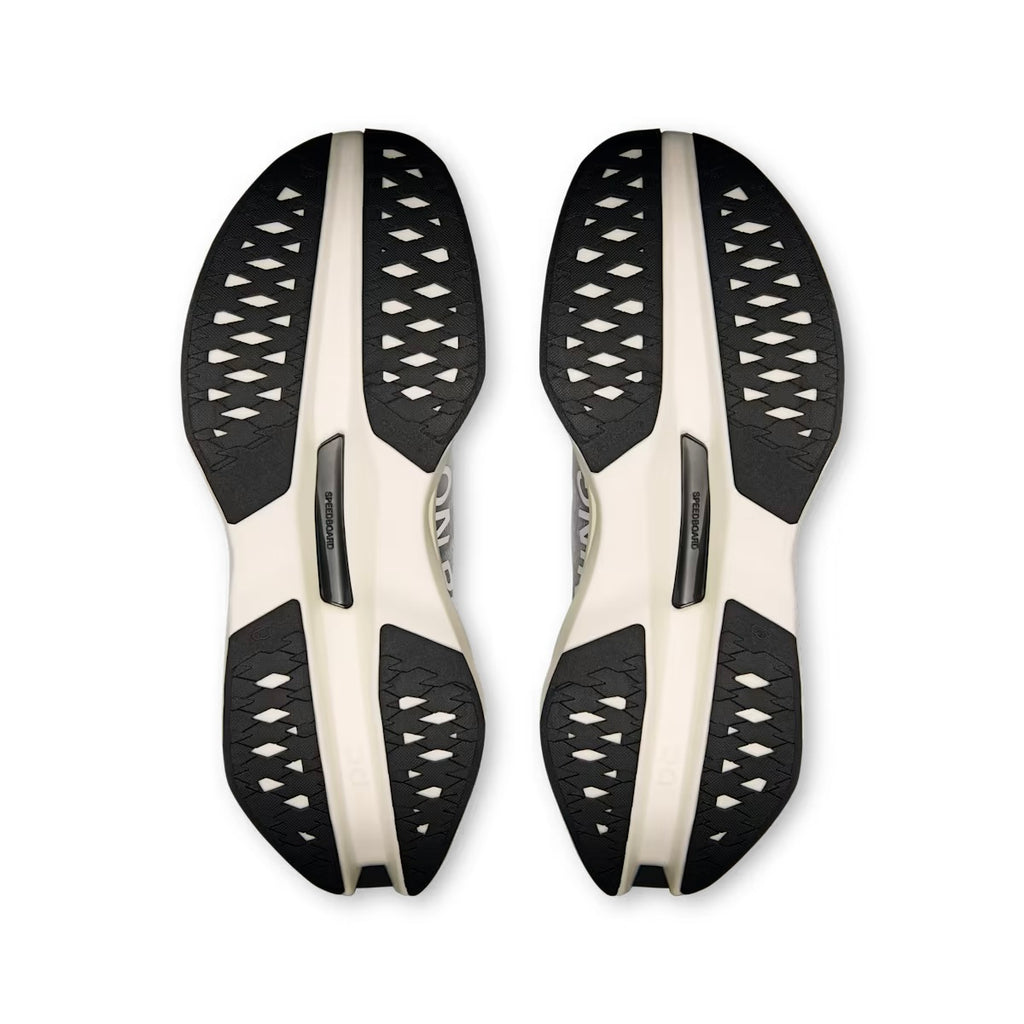 Winniemodo,Winnie modo,On Cloud Cloudboom Max sneaker,On Cloud Cloudboom Max,On cloud sneaker,On cloud sneaker sale,On cloud