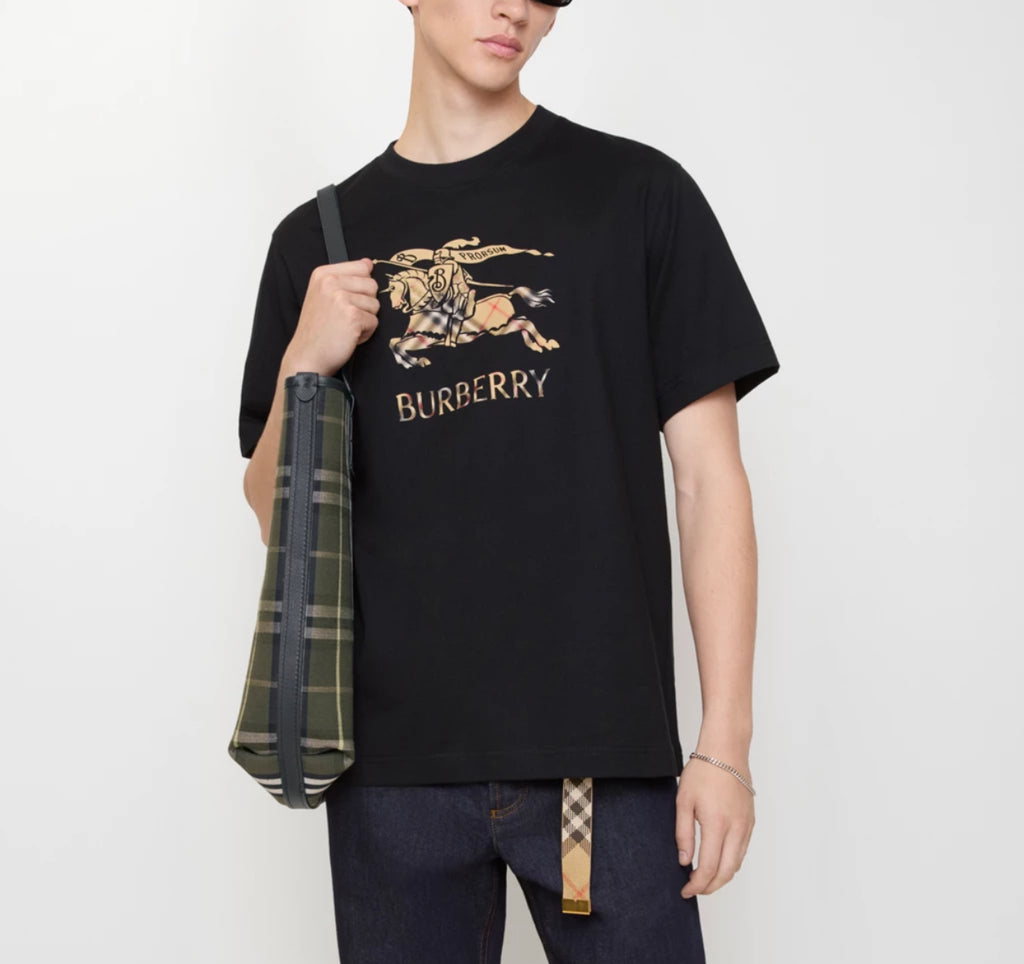 Winniemodo,Winniemodony,Burberry 81190131,Burberry EKD T-shirt,Burberry EKD T-shirt black,Burberry black T-shirt,Burberry t-s