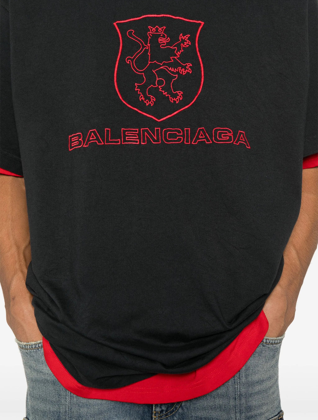 Balenciaga 787349TRVR9,Balenciaga lion t-shirt,Balenciaga t-shirt black,Balenciaga T-Shirt,Balenciaga Tee,Balenciaga T-Shirt