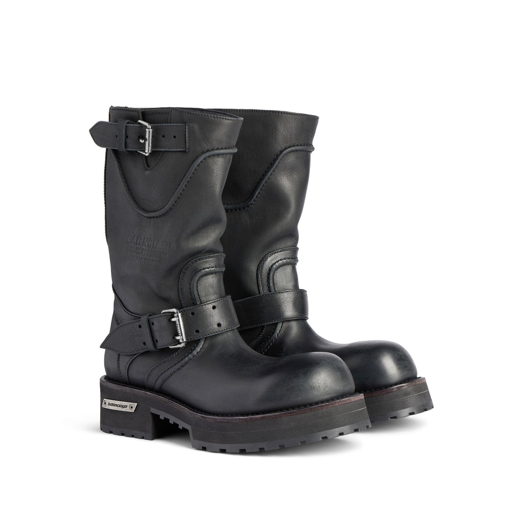 Winniemodo,Winnie modo,Balenciaga 833585WCAL1,Balenciaga women’s venom boot,Balenciaga women’s boot,Balenciaga boot,Balenciag