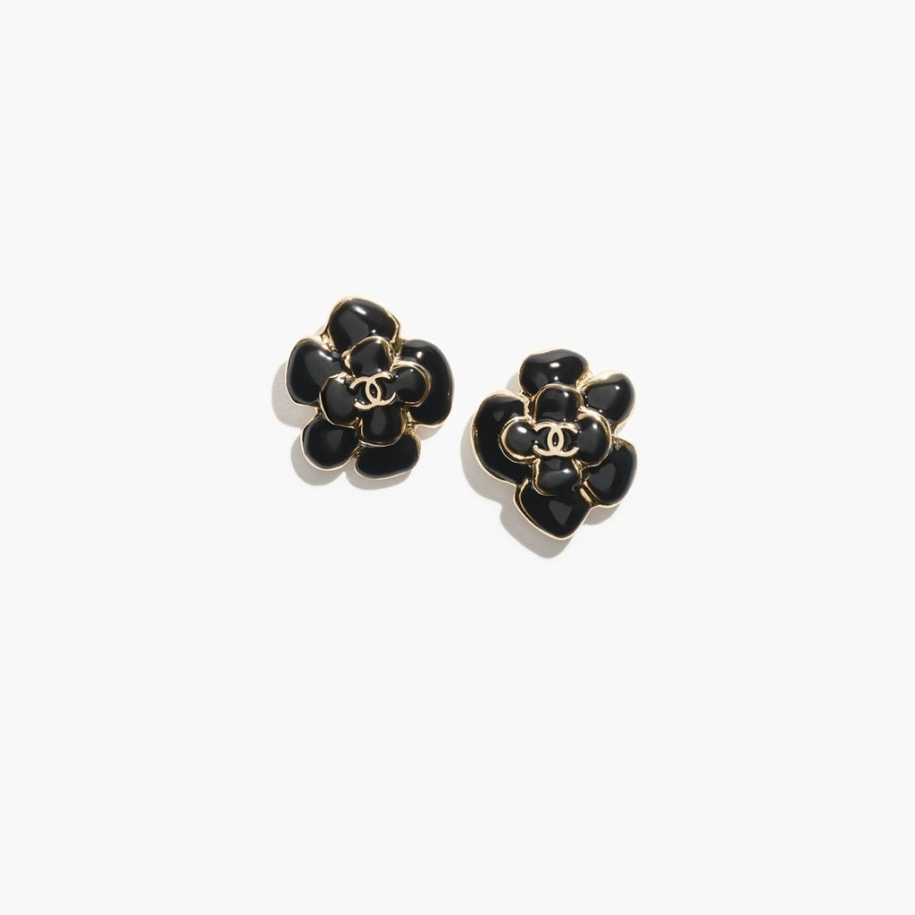 Winniemodo,Winniemodony,Chanel stud earrings 2026,Chanel stud flower,Chanel stud flower black,Chanel stud flower black sale,C