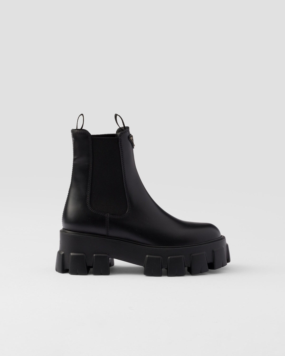 Winniemodo,Winnie modo,Prada 1T256N,Prada leather ankle boots,Prada boots,Prada boots sale,Prada boots womens,Prada boots wom