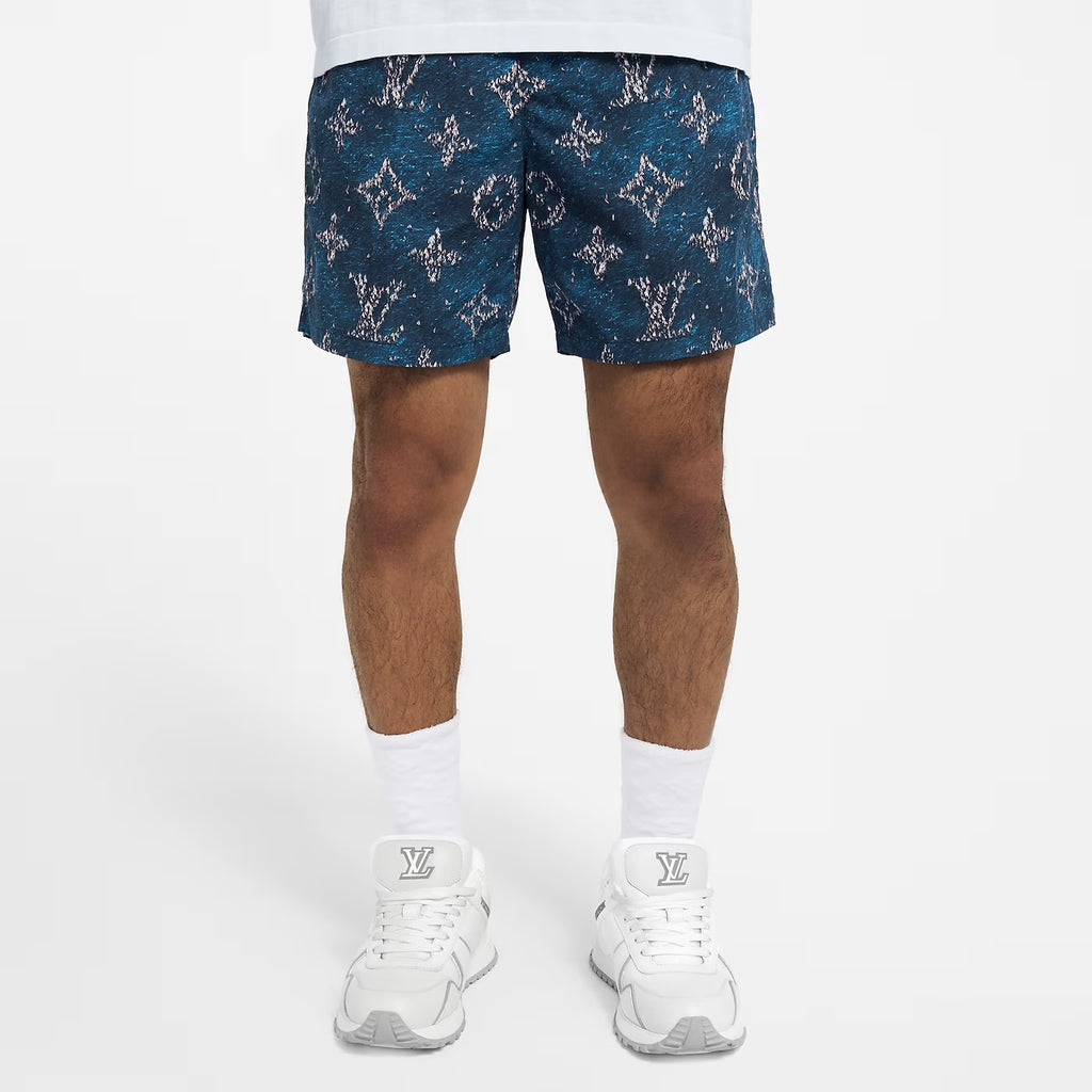 Winniemodo,Winnie modo,Louis Vuitton 1AHVZ8,LV 1AHVZ8,Louis Vuitton printed monogram swim shorts,LV monogram swim shorts,Loui
