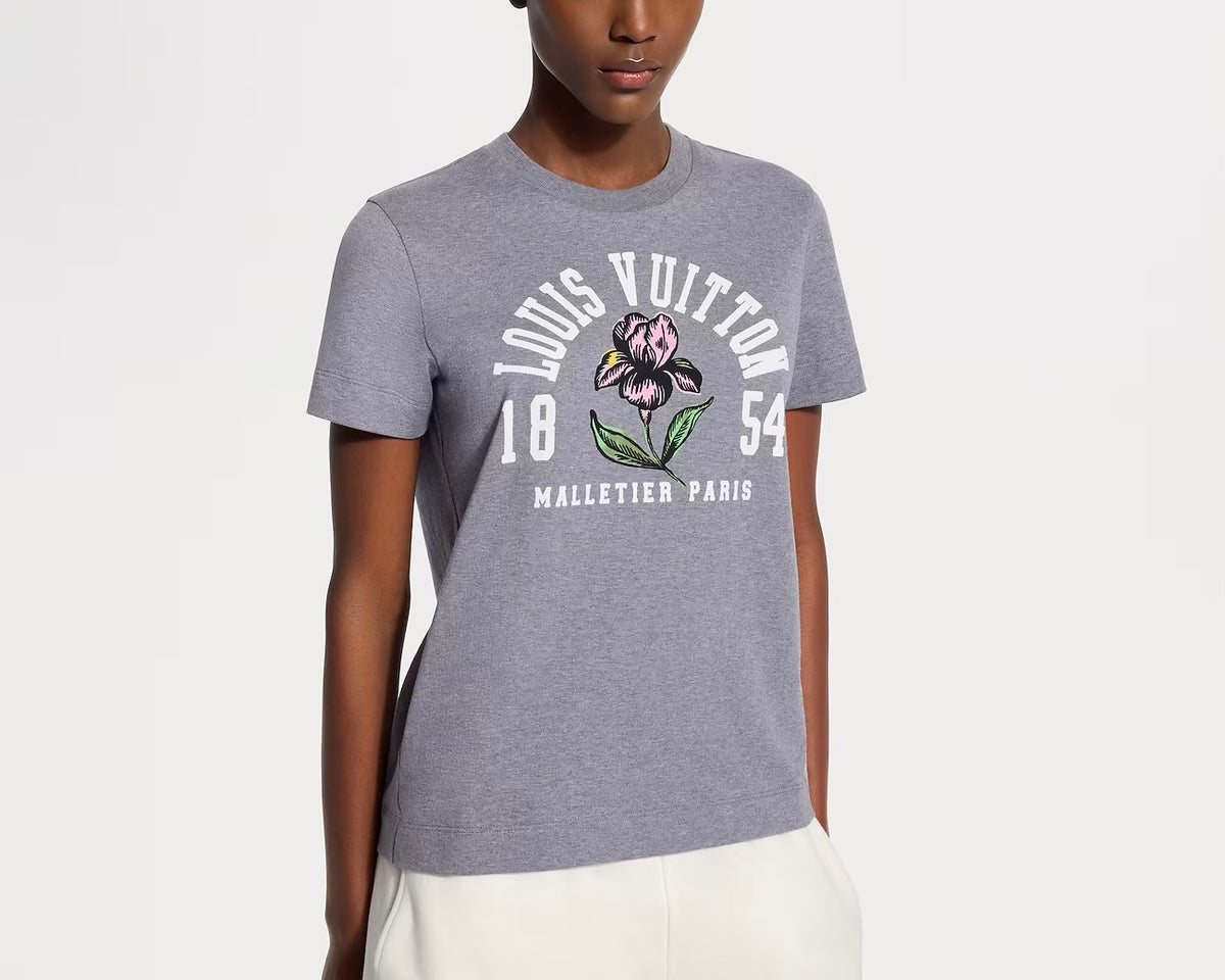 LV 1AJZF7,Louis Vuitton t-shirt,Louis Vuitton t-shirt sale,LV t-shirt discount,LV t-shirt outlet,LV tee discount
